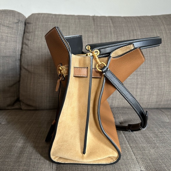 Tory Burch Lee Radziwill - Picture 7 of 8